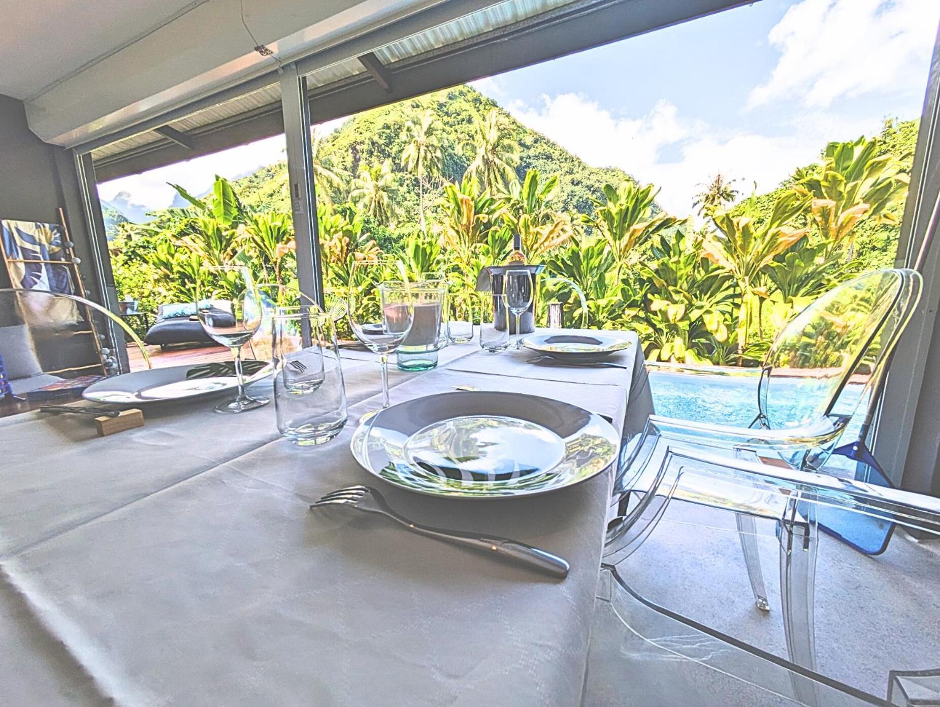 Natura Om Teahupoo Surf Lodge Toanoano Exterior foto
